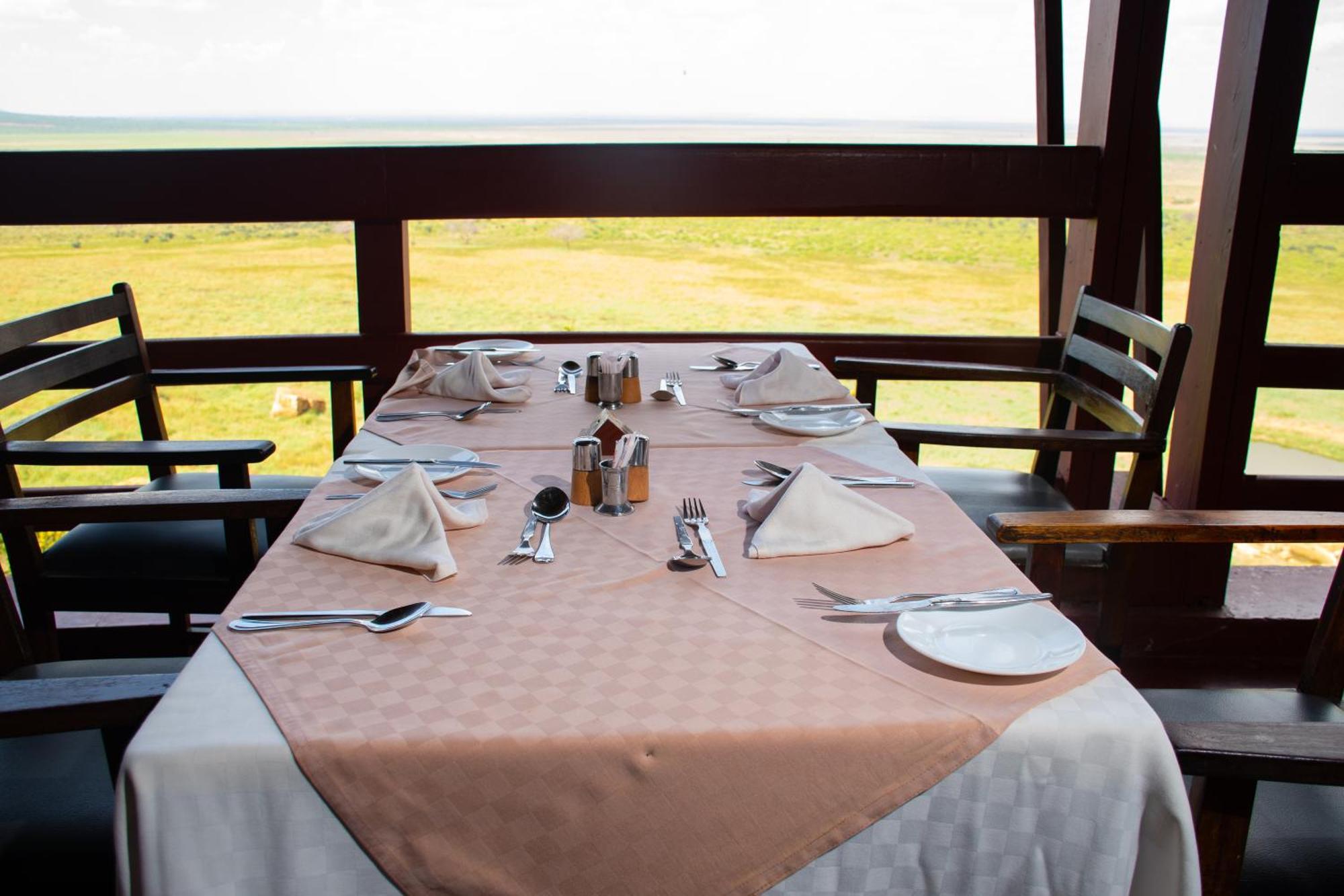 Voi Safari Lodge Luaran gambar