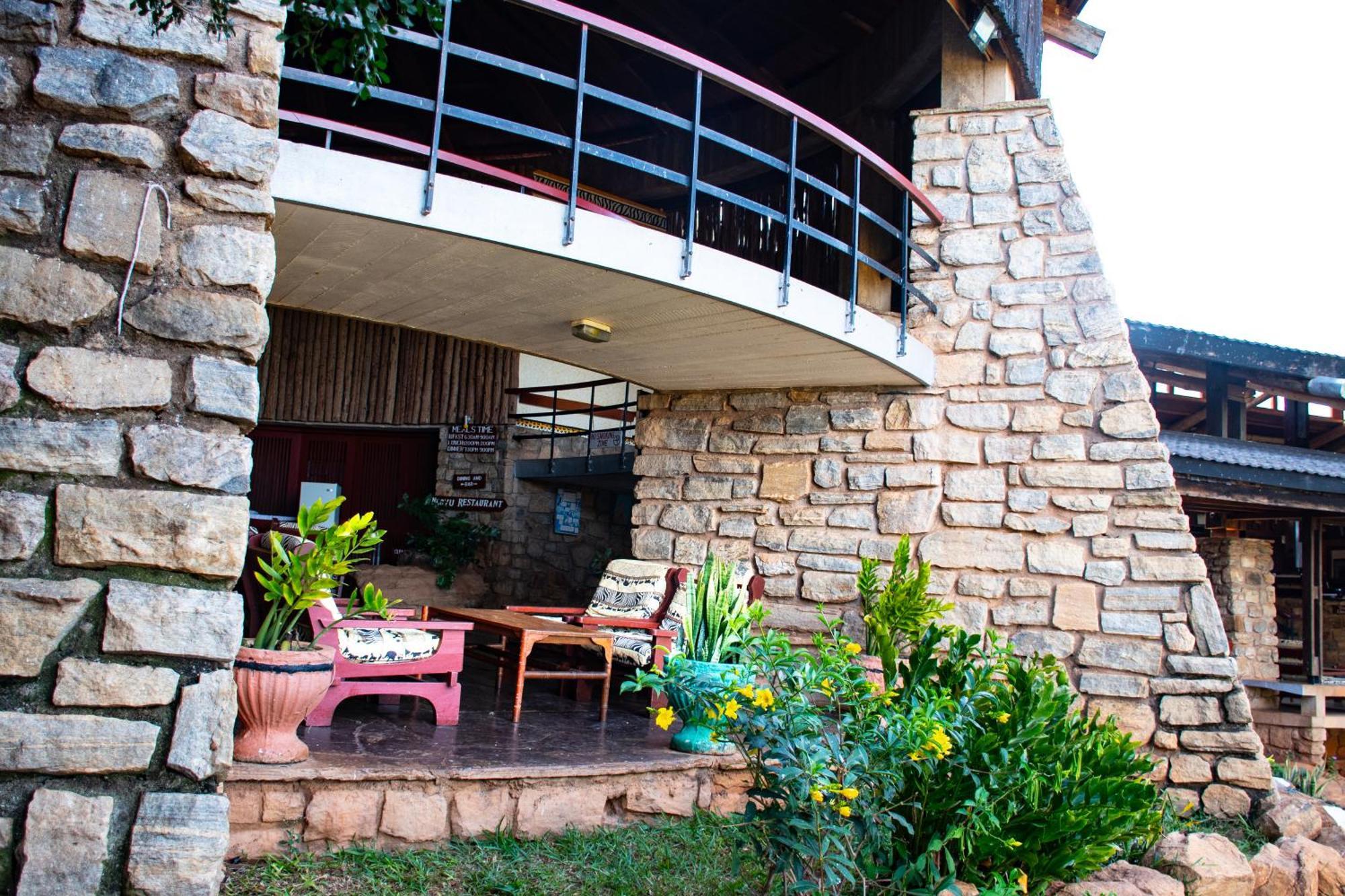 Voi Safari Lodge Luaran gambar